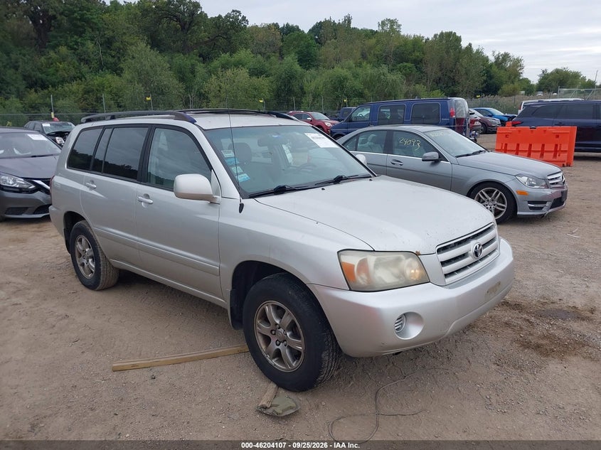 Photo of the 2005 TOYOTA HIGHLANDER V6