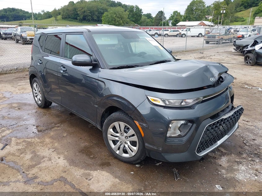 Photo of the 2021 KIA SOUL LX