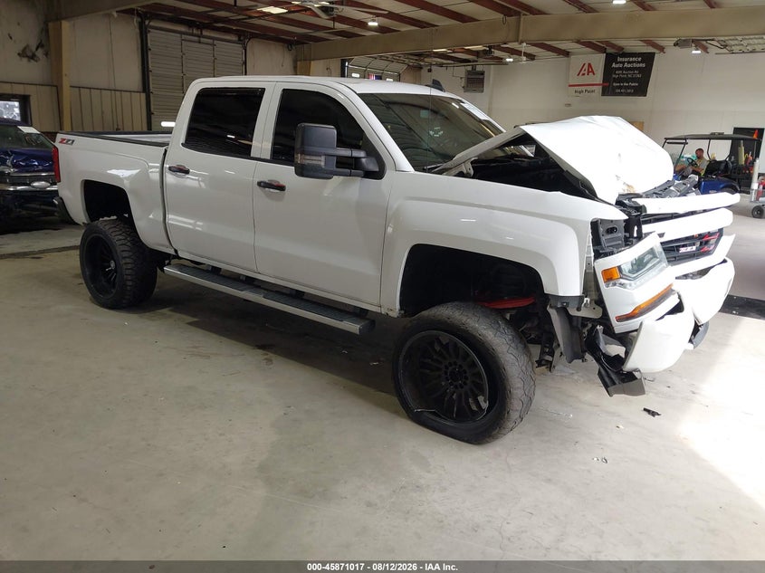 Photo of the 2017 CHEVROLET SILVERADO 1500 LT