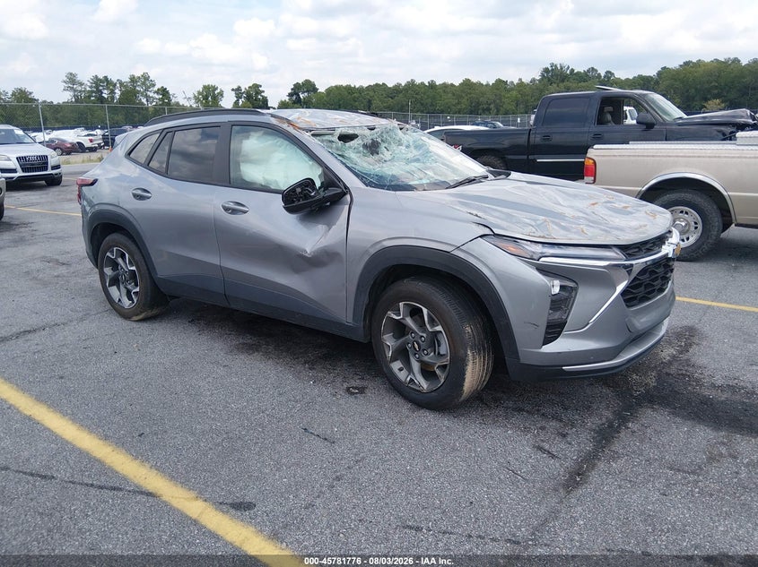 Photo of the 2025 CHEVROLET TRAX FWD LT