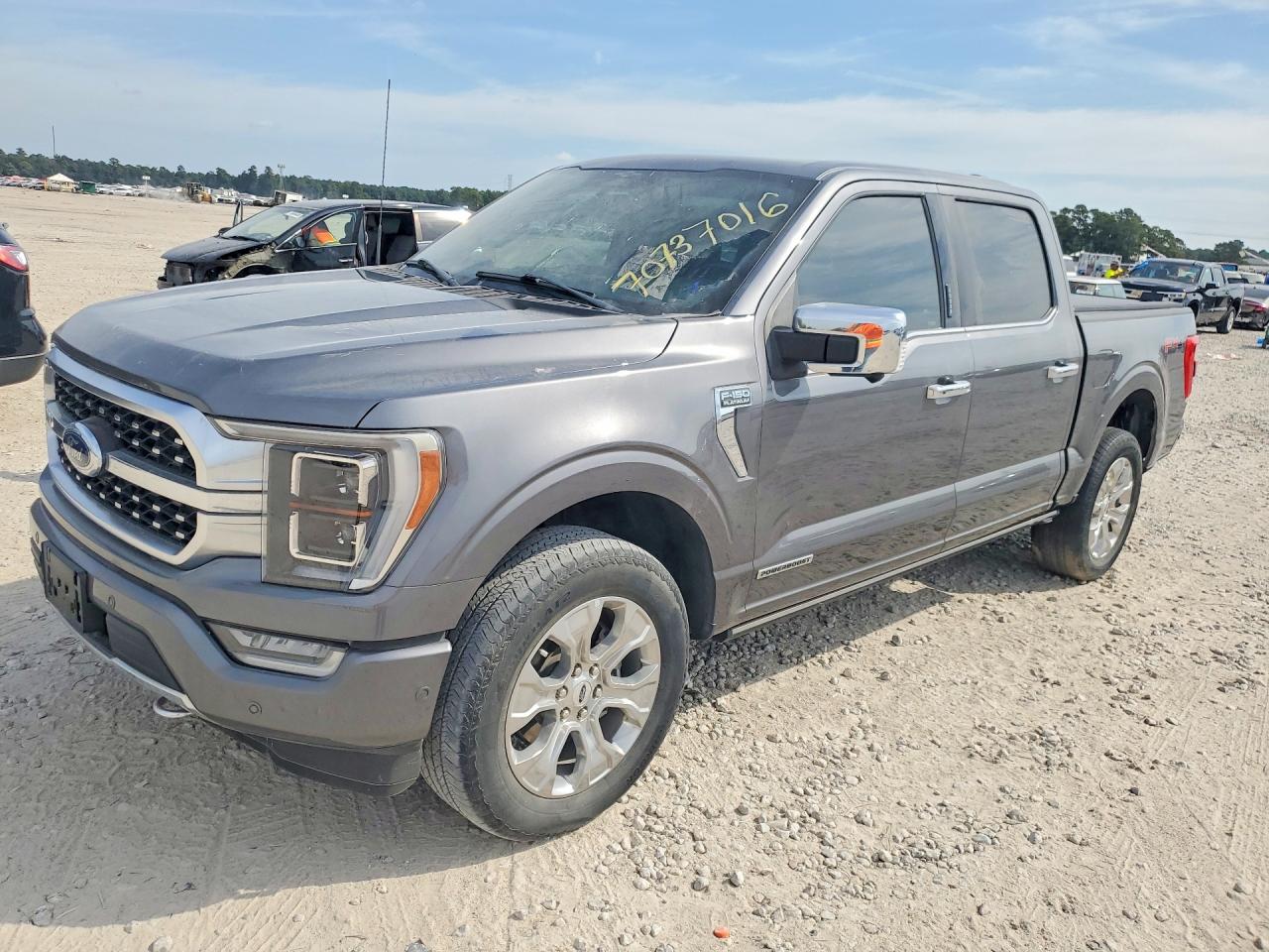 Photo of the 2023 FORD F150 SUPERCREW
