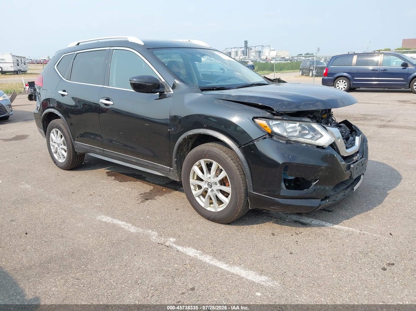 Photo of the 2017 NISSAN ROGUE SV