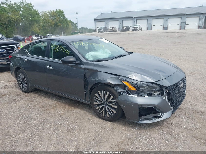 Photo of the 2025 NISSAN ALTIMA SV FWD