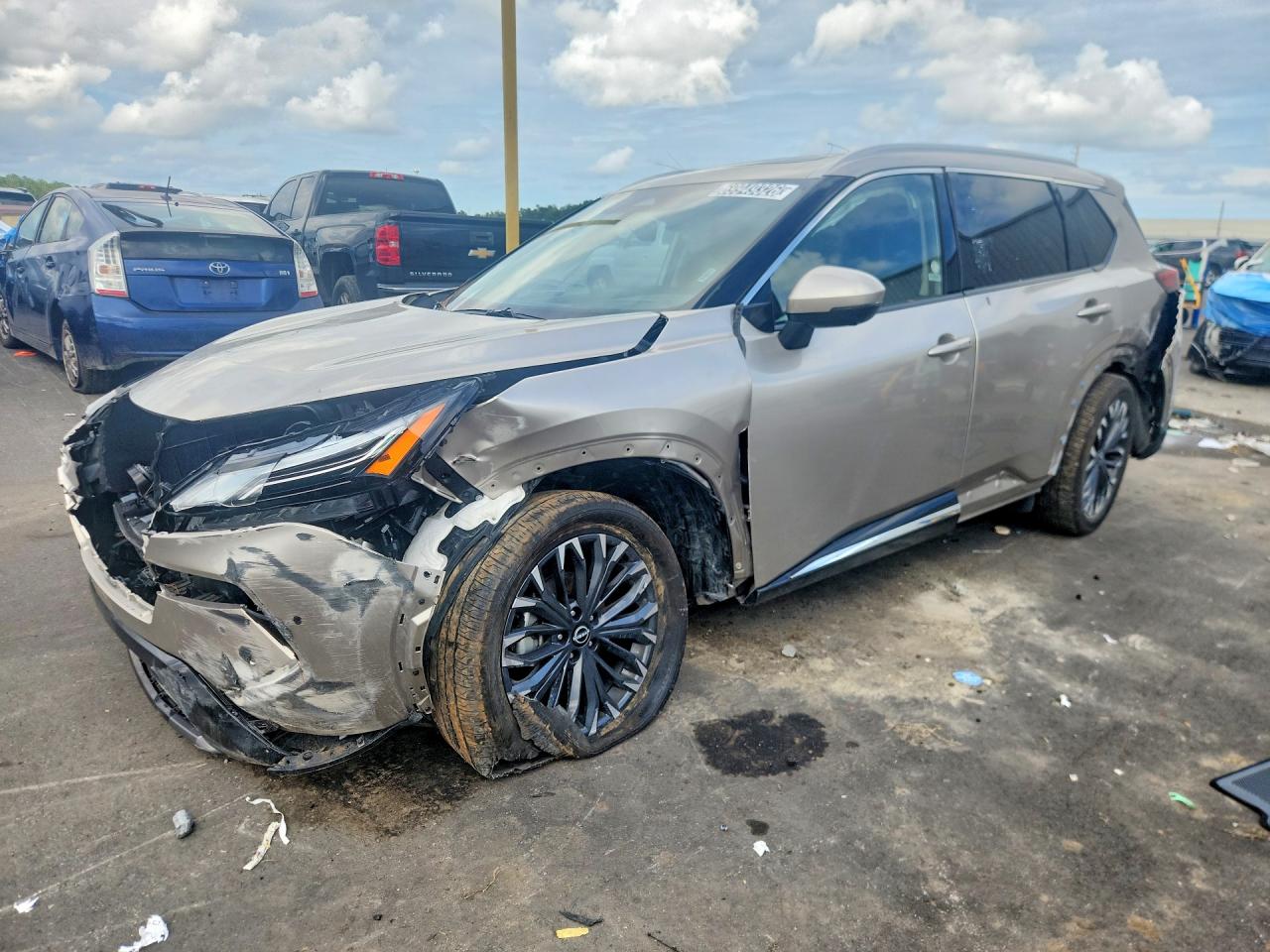 Photo of the 2026 NISSAN ROGUE PLATINUM