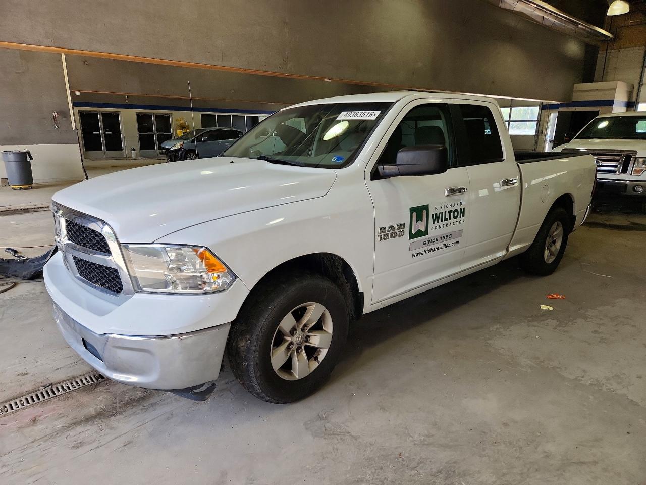Photo of the 2017 RAM 1500 SLT