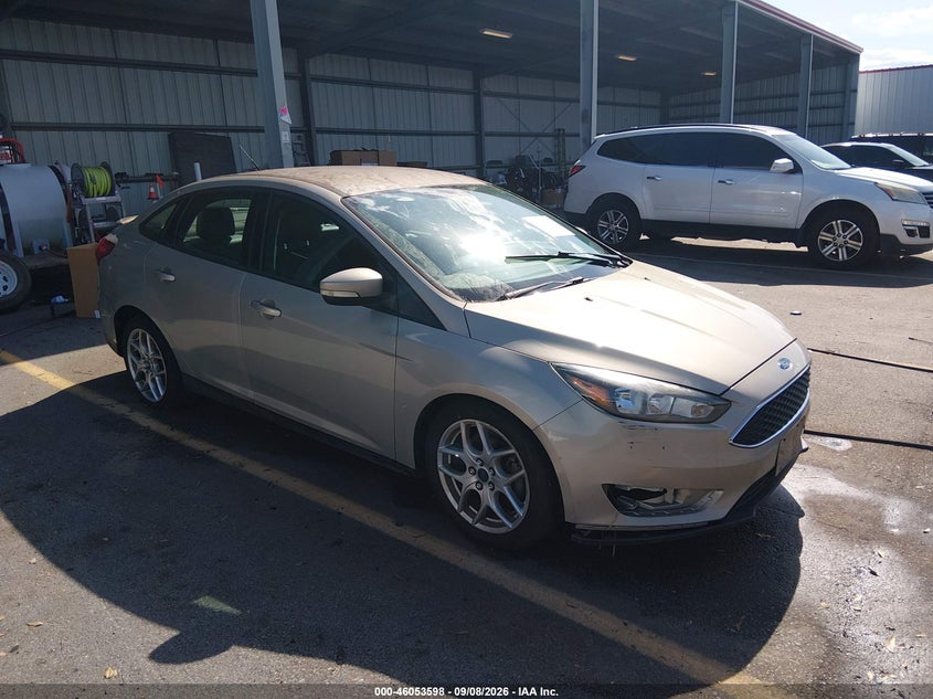 Photo of the 2015 FORD FOCUS SE