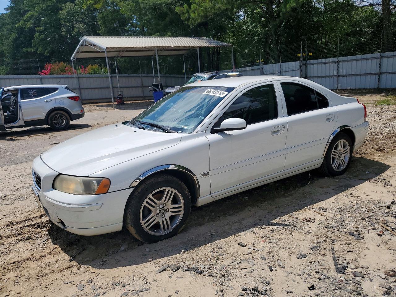 Photo of the 2005 VOLVO S60 2.5T