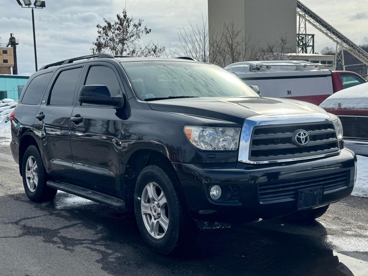Photo of the 2012 TOYOTA SEQUOIA SR5