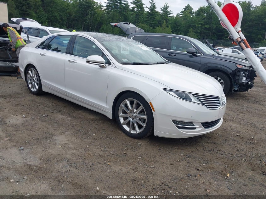 Photo of the 2016 LINCOLN MKZ