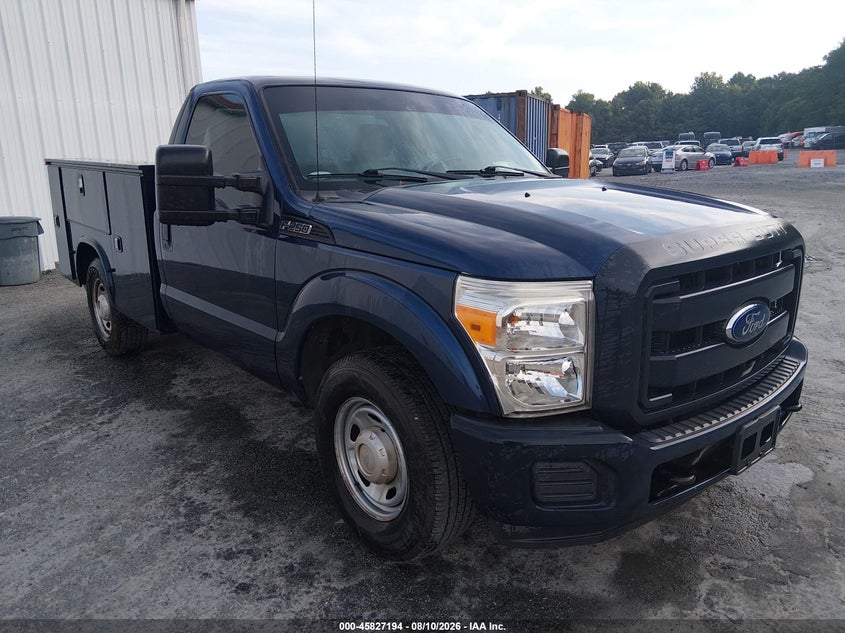 Photo of the 2016 FORD F-250 XL