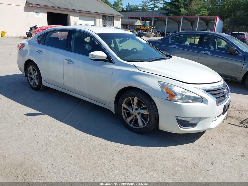 Photo of the 2013 NISSAN ALTIMA 2.5 SV