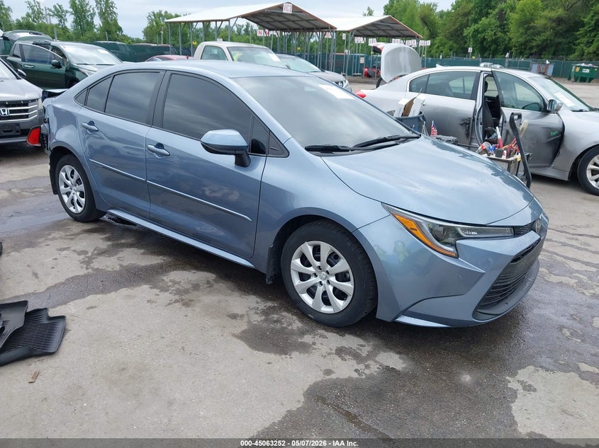 Photo of the 2024 TOYOTA COROLLA LE