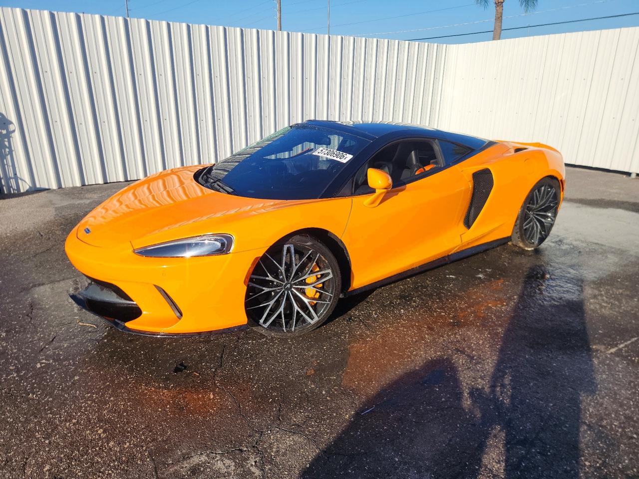 Photo of the 2023 MCLAREN AUTOMOTIVE GT