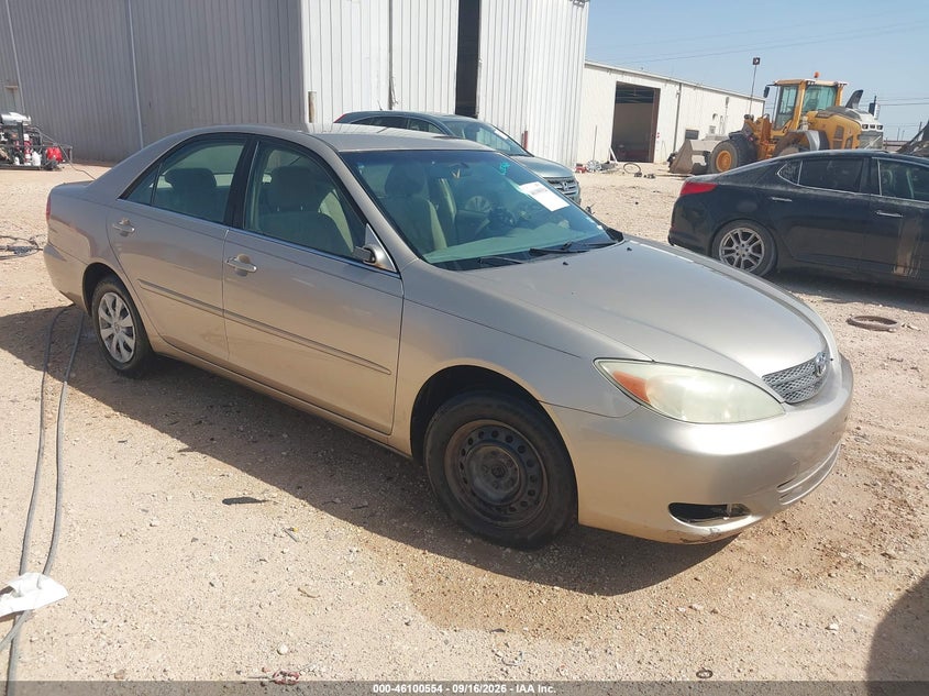 Photo of the 2002 TOYOTA CAMRY LE