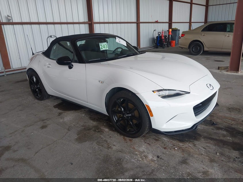 Photo of the 2020 MAZDA MX-5 MIATA CLUB