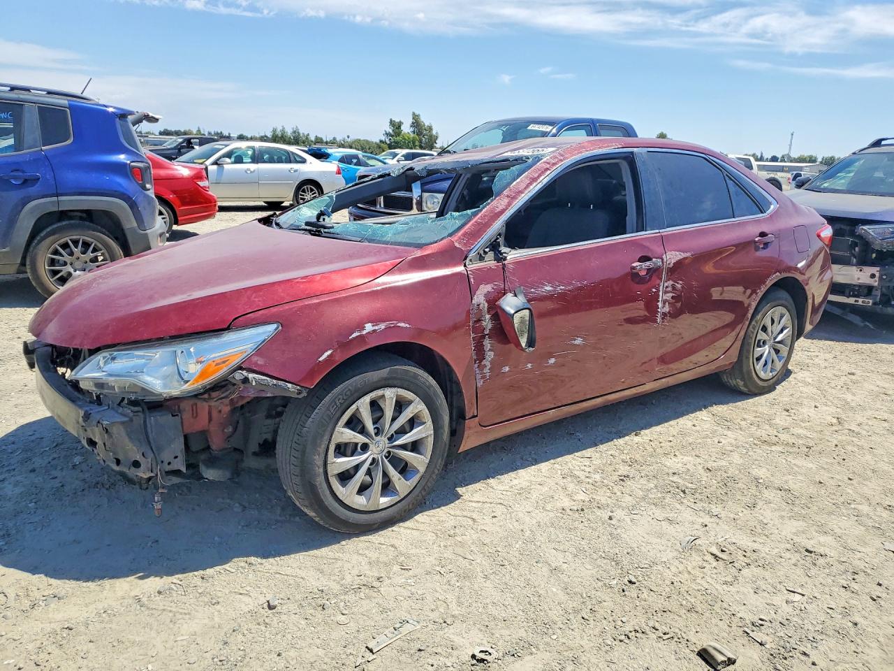 Photo of the 2015 TOYOTA CAMRY LE