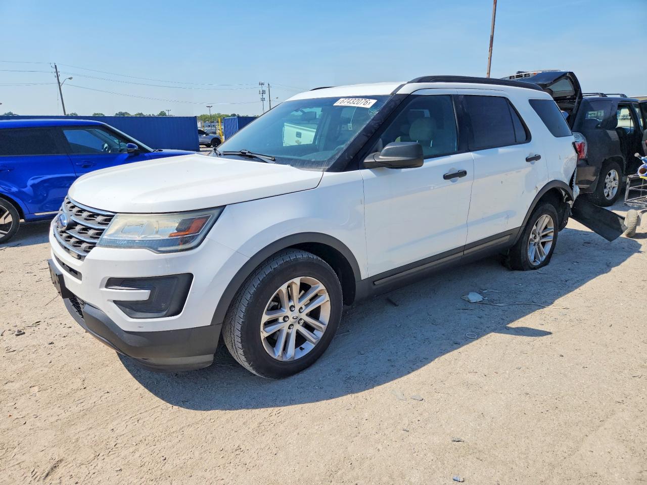 Photo of the 2016 FORD EXPLORER