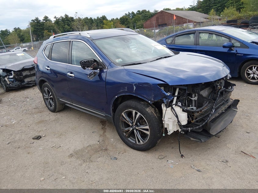 Photo of the 2018 NISSAN ROGUE SL
