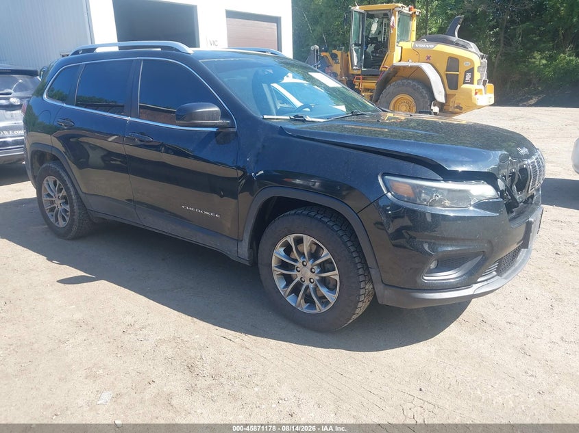 Photo of the 2019 JEEP CHEROKEE LATITUDE PLUS 4X4