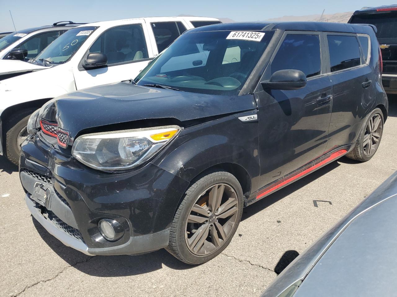 Photo of the 2015 KIA SOUL +