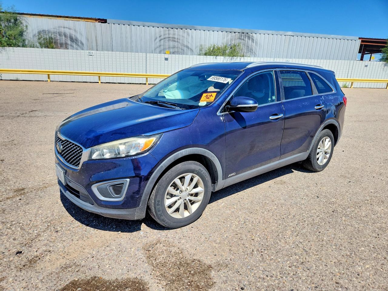 Photo of the 2017 KIA SORENTO LX