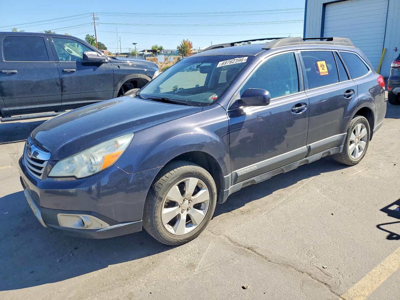 Photo of the 2011 SUBARU OUTBACK 3.6R LIMITED