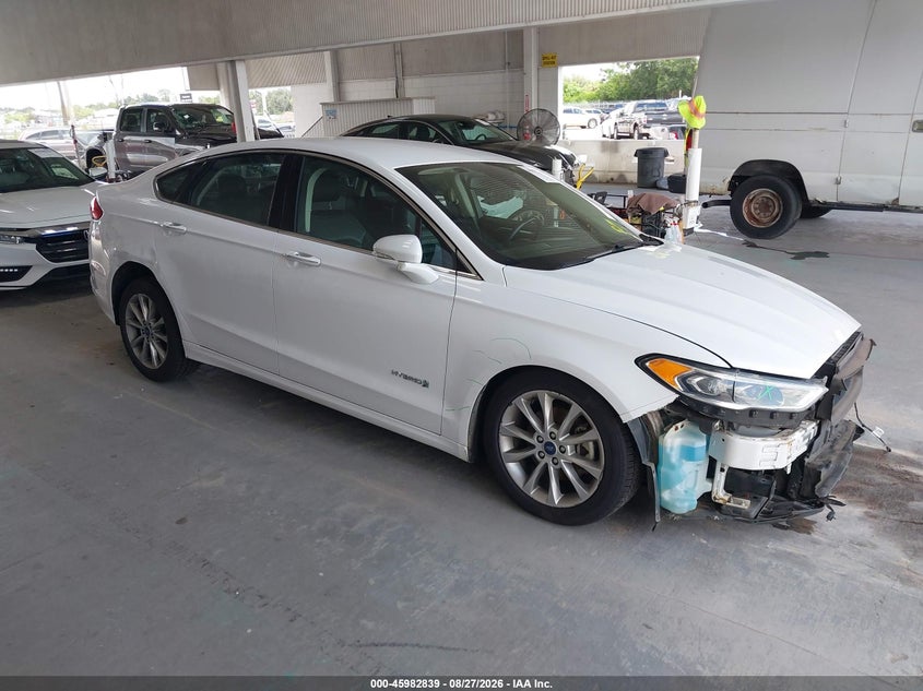 Photo of the 2017 FORD FUSION HYBRID SE