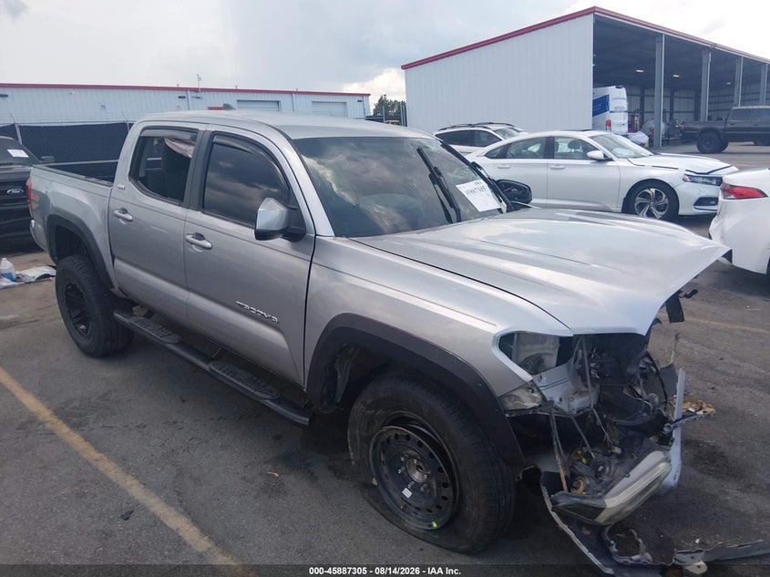 Photo of the 2017 TOYOTA TACOMA SR5 V6