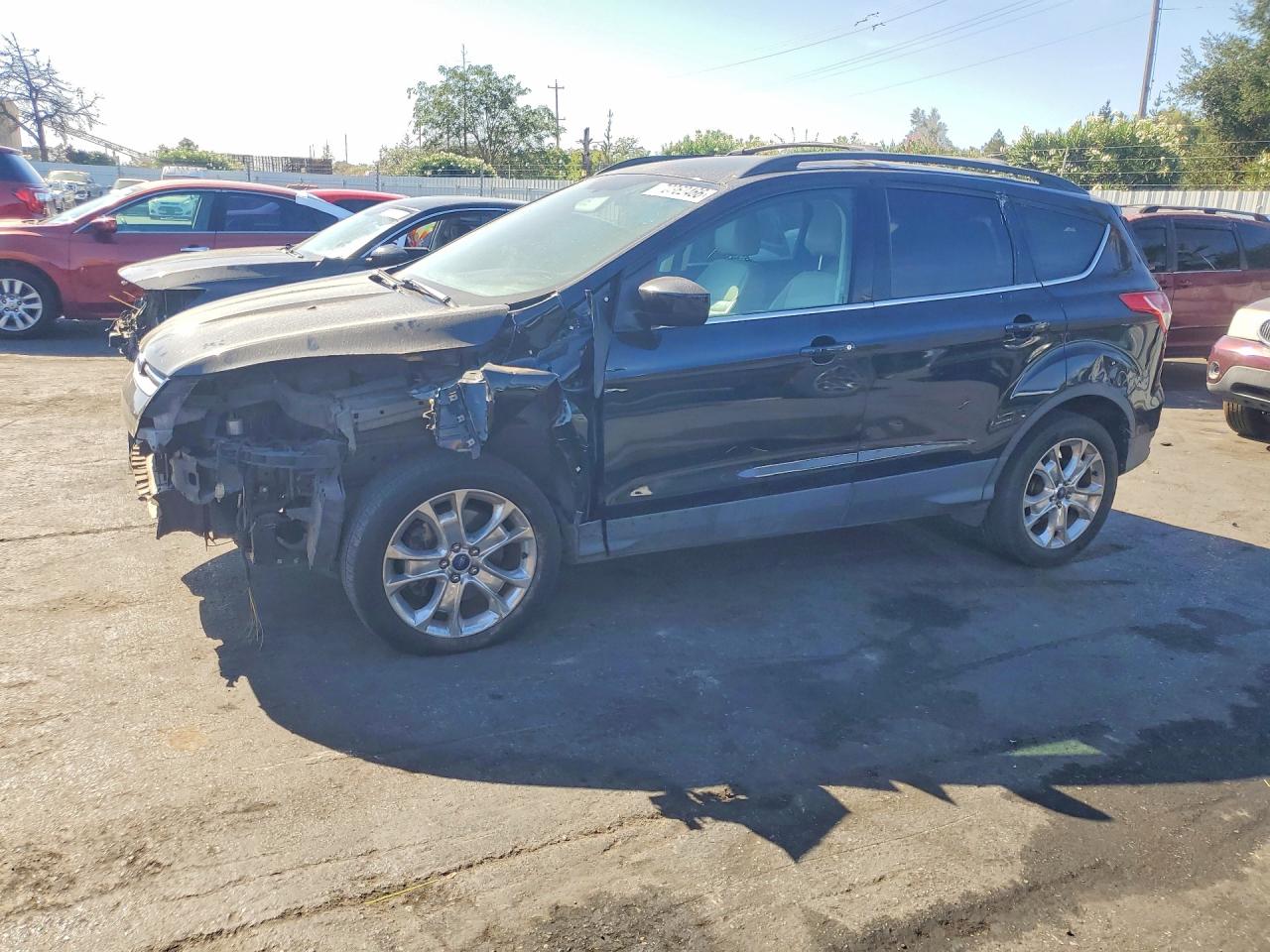 Photo of the 2013 FORD ESCAPE SE