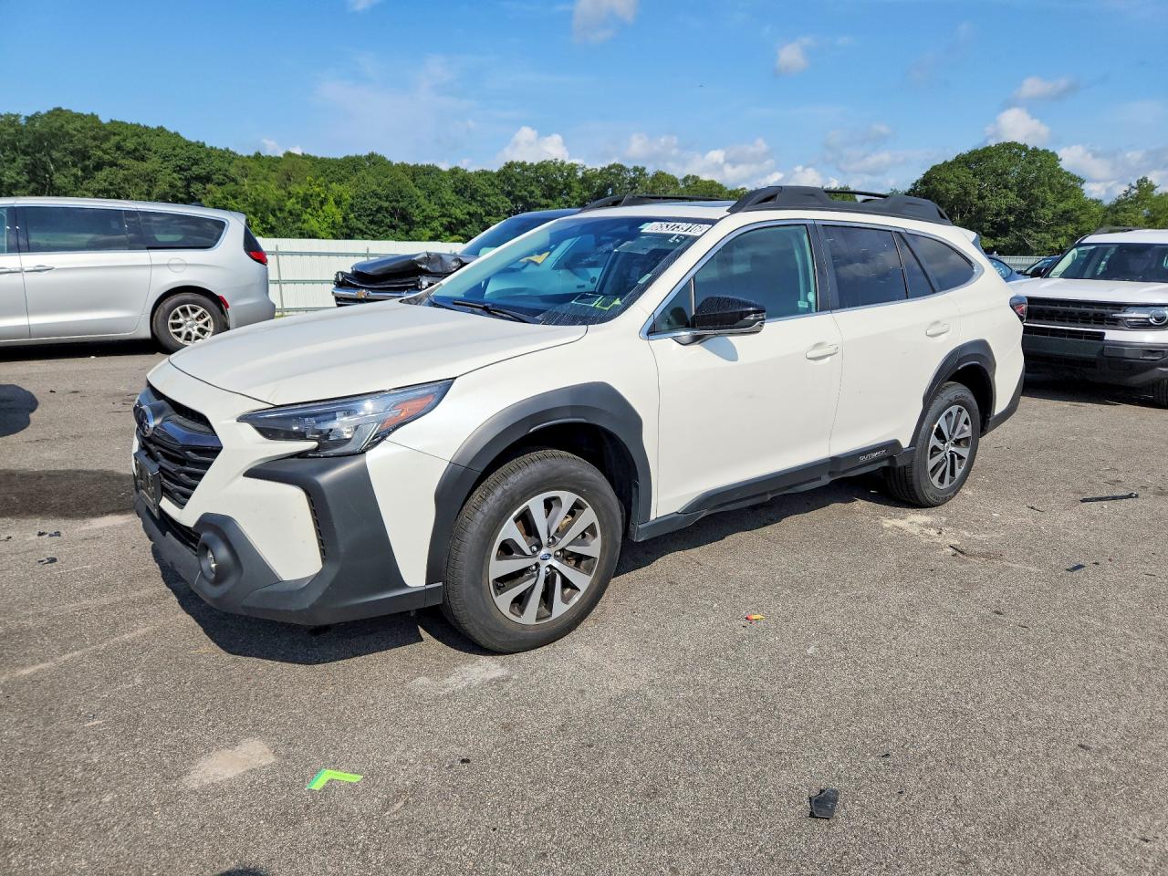 Photo of the 2025 SUBARU OUTBACK PREMIUM