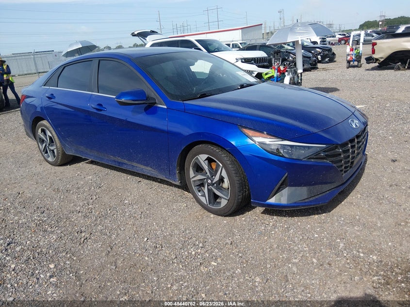 Photo of the 2023 HYUNDAI ELANTRA LIMITED