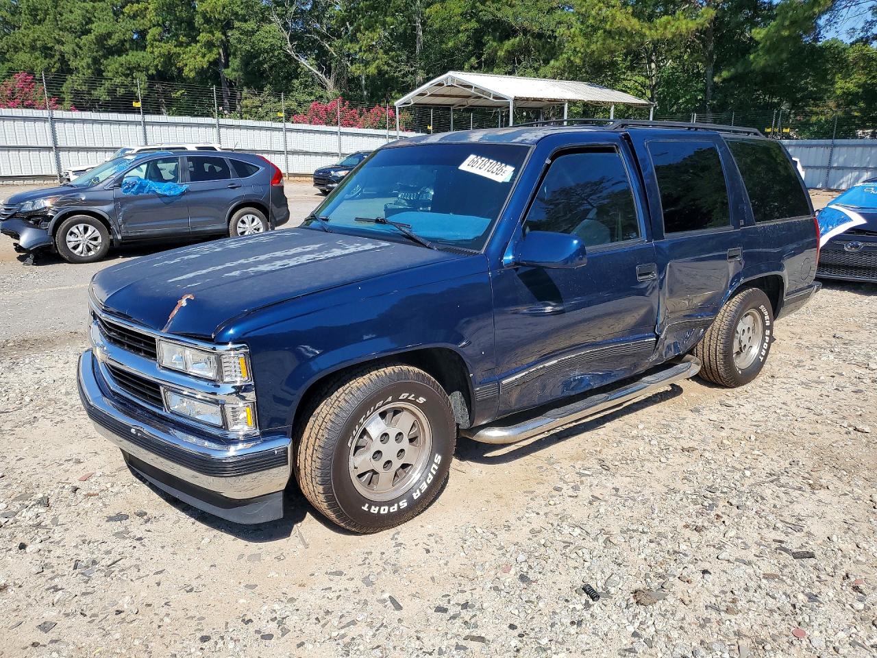 Photo of the 1995 CHEVROLET TAHOE C1500