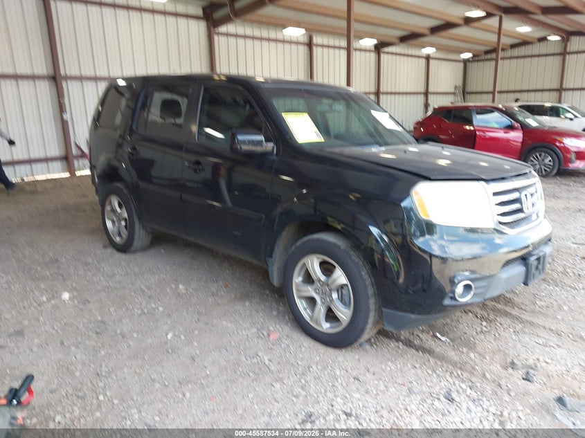 Photo of the 2015 HONDA PILOT EX-L