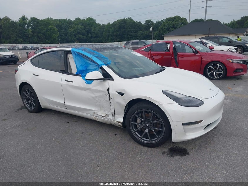 Photo of the 2022 TESLA MODEL 3 REAR-WHEEL DRIVE