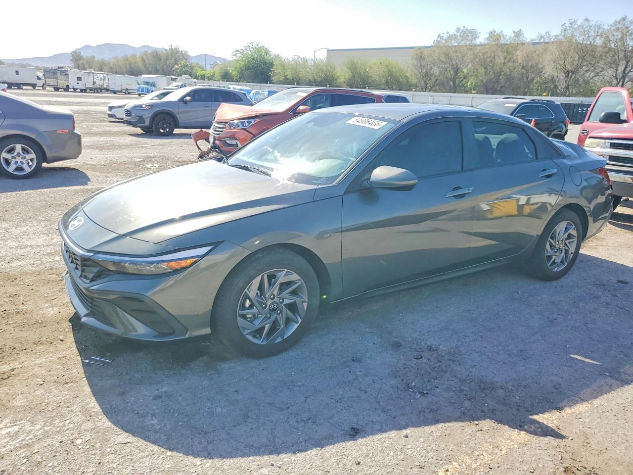 Photo of the 2024 HYUNDAI ELANTRA SEL
