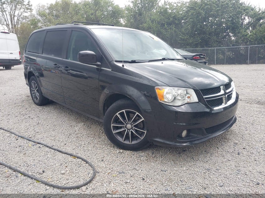Photo of the 2017 DODGE GRAND CARAVAN SXT