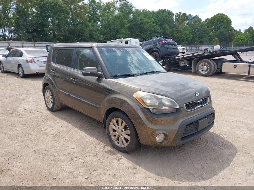 Photo of the 2013 KIA SOUL +