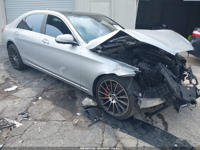 Photo of the 2017 MERCEDES-BENZ S 550
