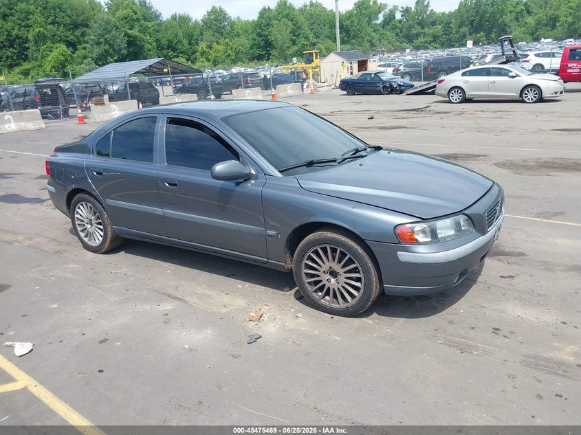 Photo of the 2003 VOLVO S60 2.4T