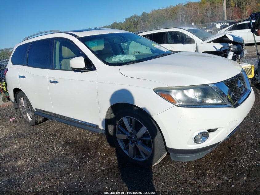 Photo of the 2014 NISSAN PATHFINDER PLATINUM