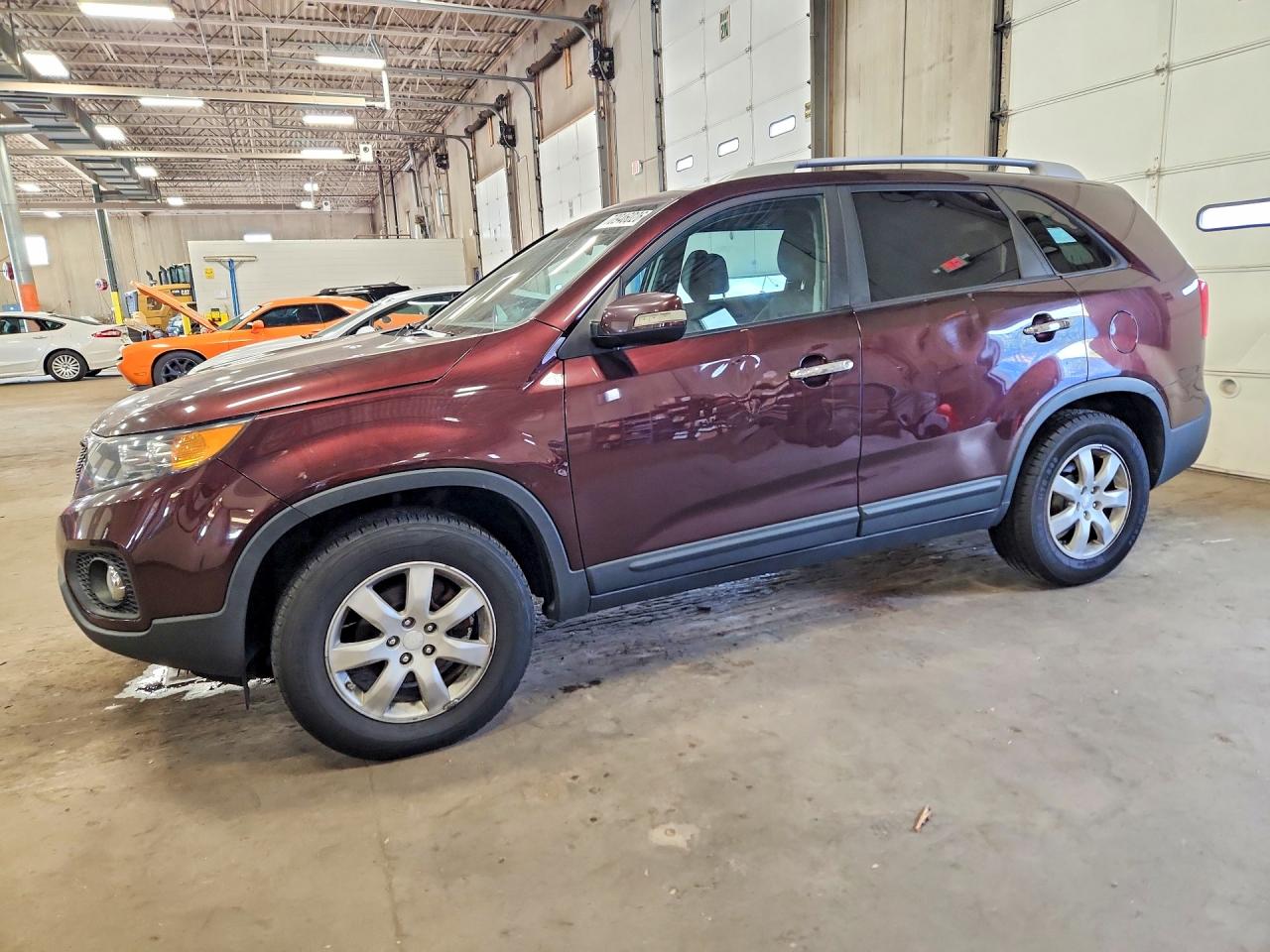 Photo of the 2011 KIA SORENTO LX