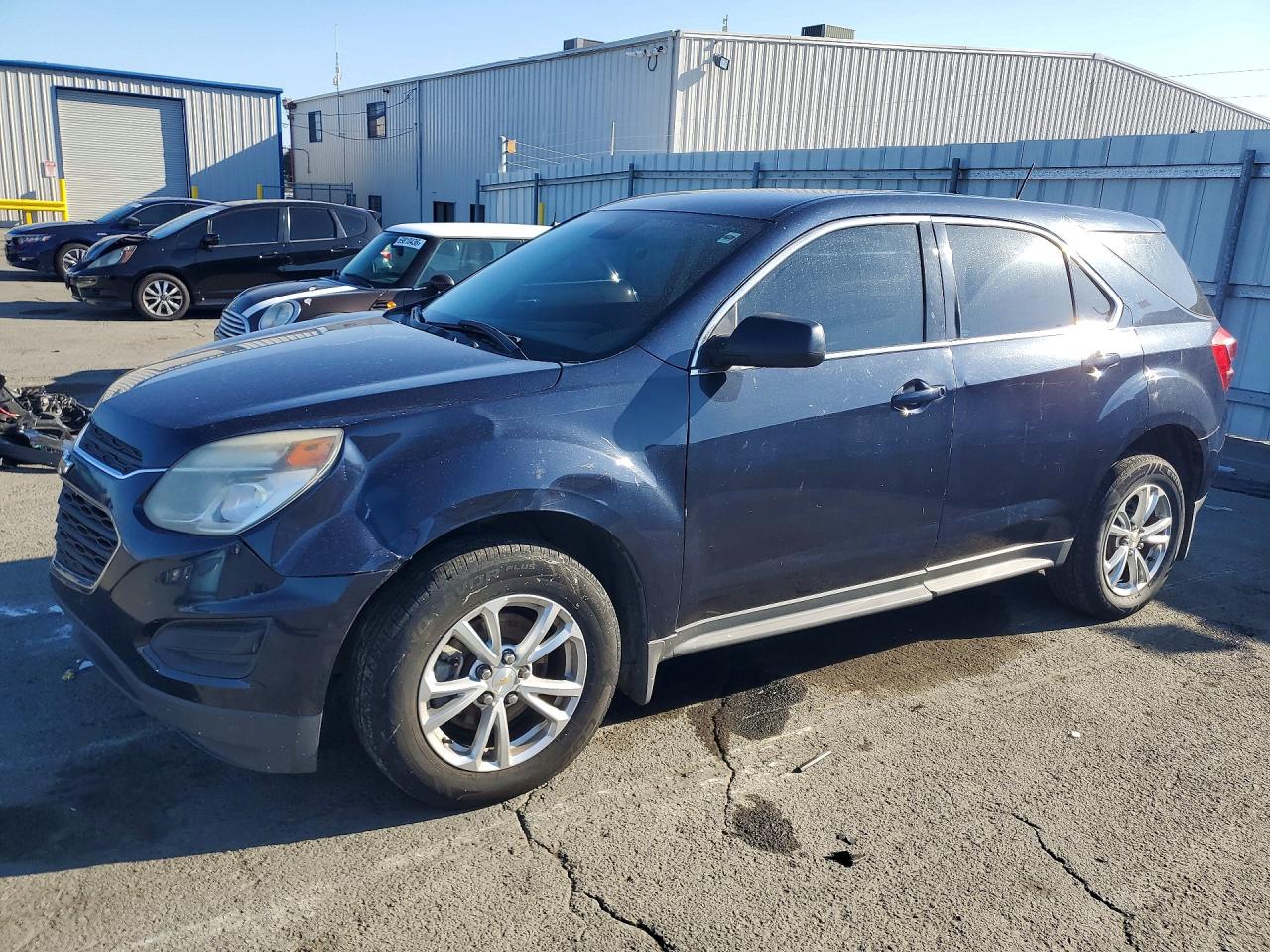 Photo of the 2017 CHEVROLET EQUINOX LS