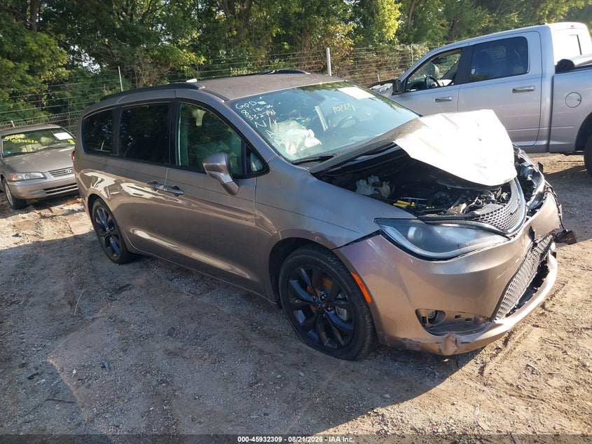 Photo of the 2018 CHRYSLER PACIFICA TOURING L PLUS