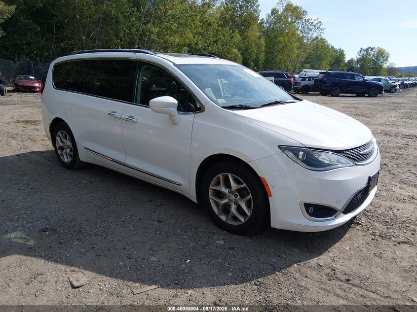 Photo of the 2019 CHRYSLER PACIFICA TOURING L PLUS