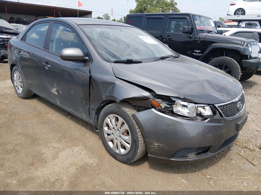 Photo of the 2013 KIA FORTE EX
