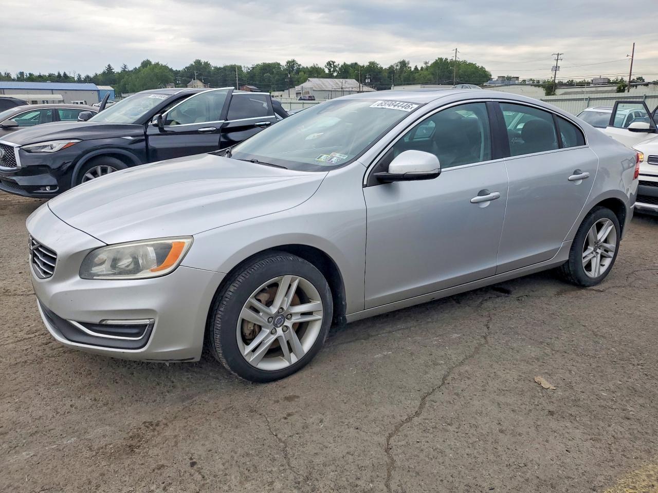 Photo of the 2014 VOLVO S60 T5