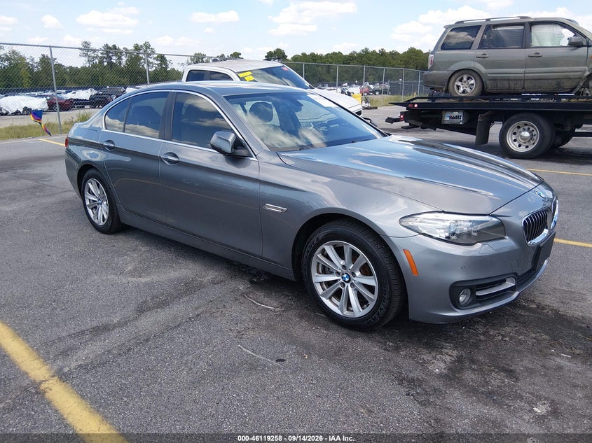 Photo of the 2016 BMW 528I
