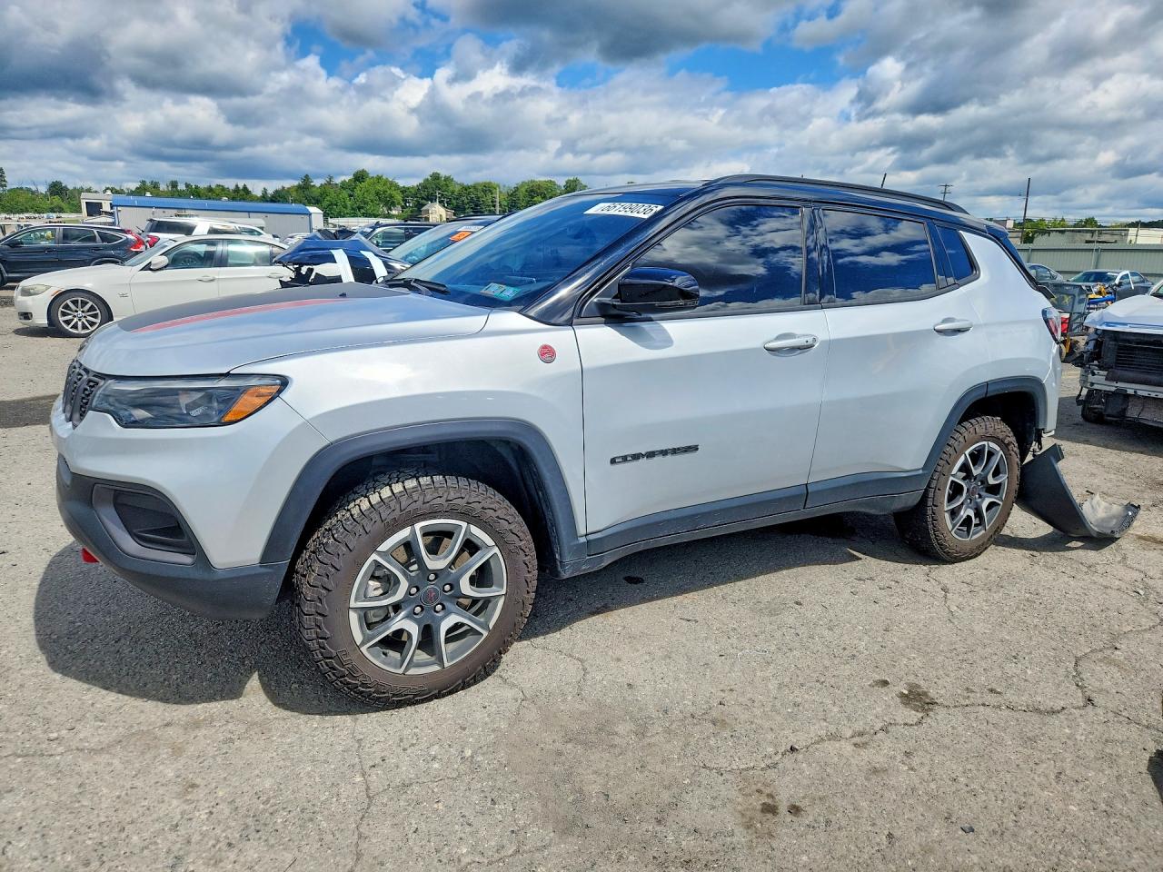 Photo of the 2025 JEEP COMPASS TRAILHAWK