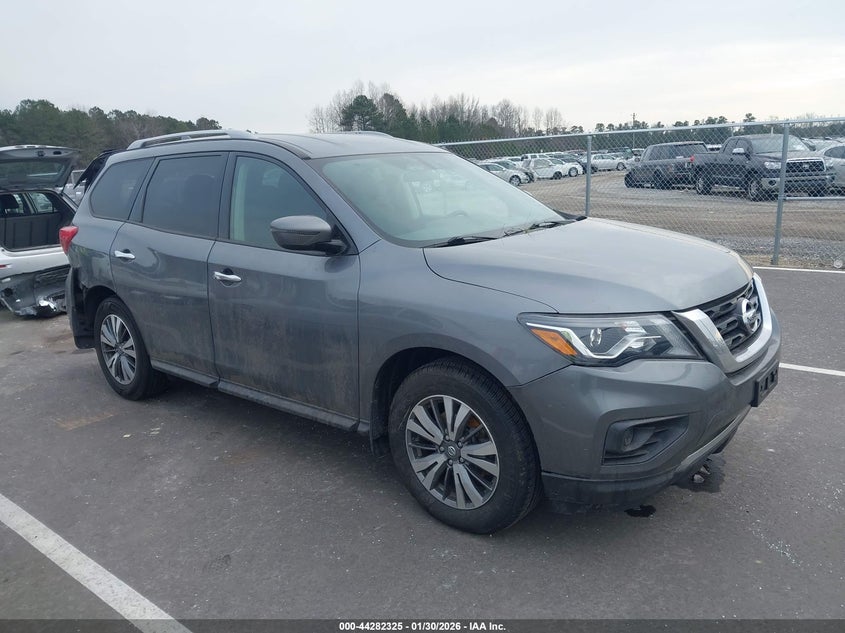Photo of the 2020 NISSAN PATHFINDER S 4WD