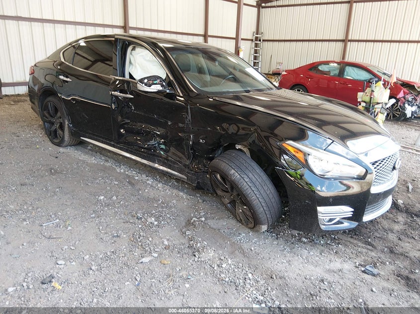 Photo of the 2015 INFINITI Q70L 3.7X